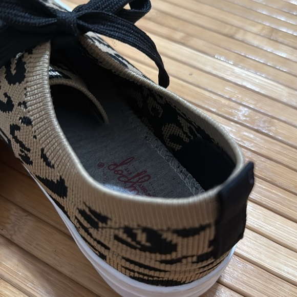 Jellypop Leopard Print Sneakers - Picture 5 of 5